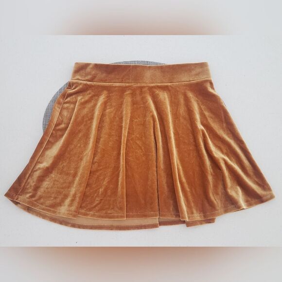 Forever 21 Velvet Light Brown skirt - Picture 2 of 4